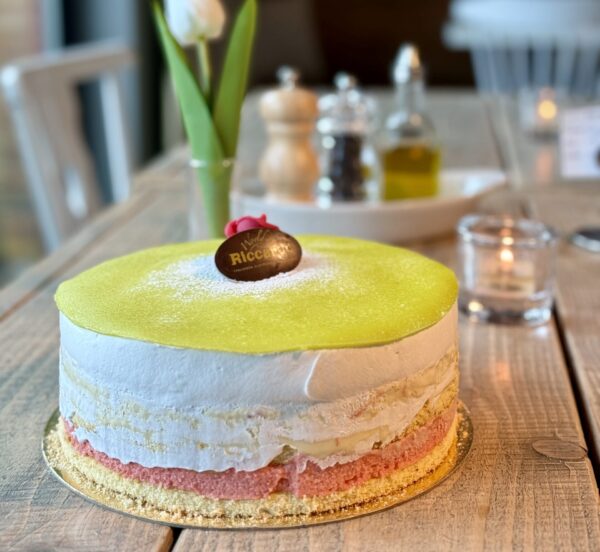 Prinsessglasstårta